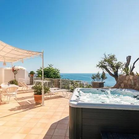 Dei Lecci - 7 Luxury With Private Pool Or Jacuzzi Forio (Isola d'Ischia)